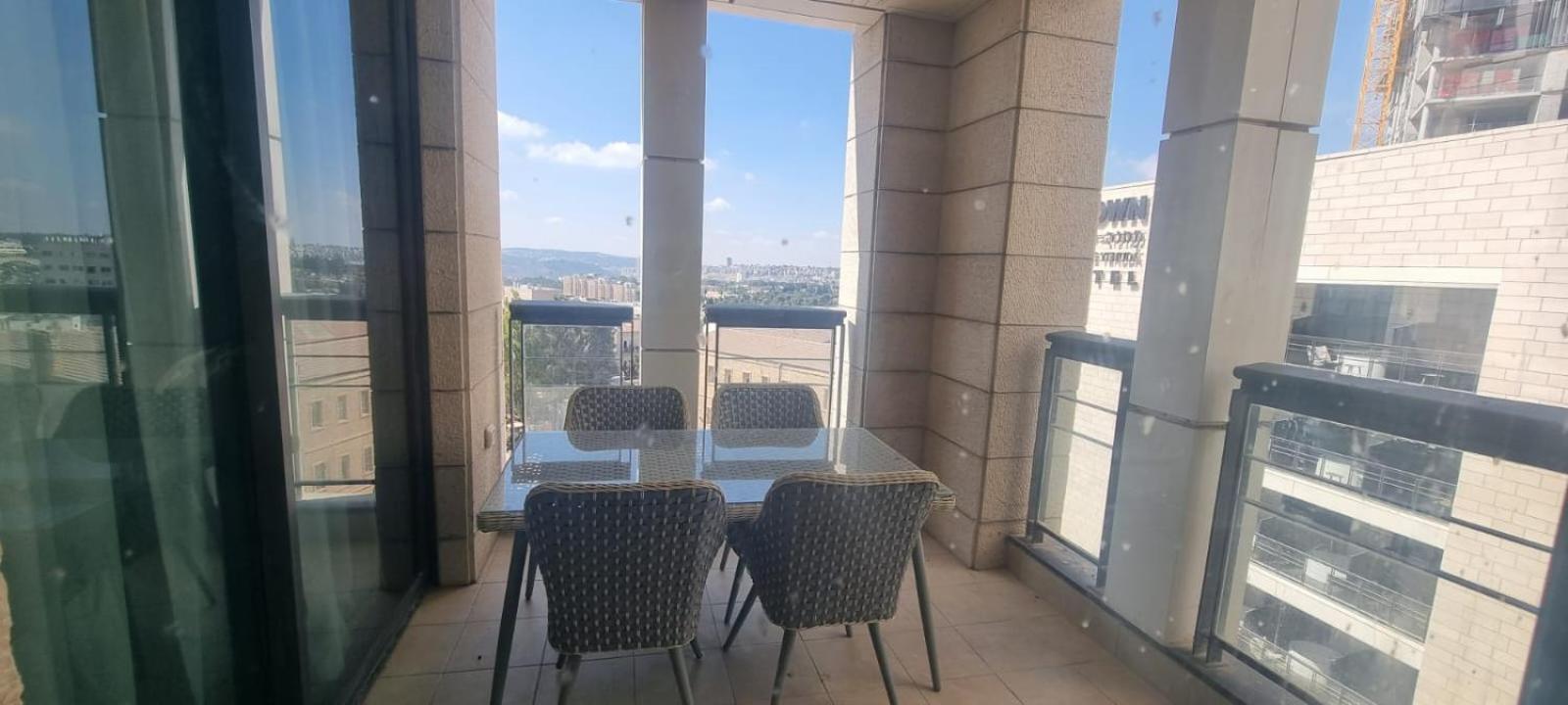 Jtower Royal Suites - Alefimmoed Йерусалим Екстериор снимка