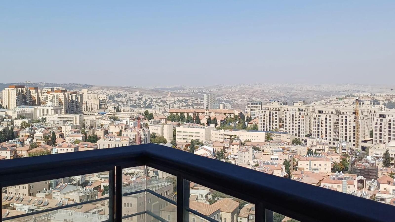 Jtower Royal Suites - Alefimmoed Йерусалим Екстериор снимка